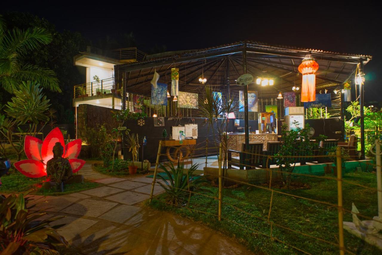 Hotel Lotus Sutra Arambol Exterior foto